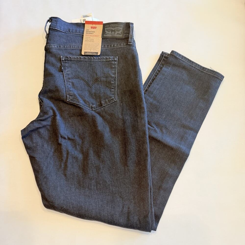 LEVI'S Women's Black 311 Shaping Skinny Jeans Size 18 short 34Wx30L NWT A0135